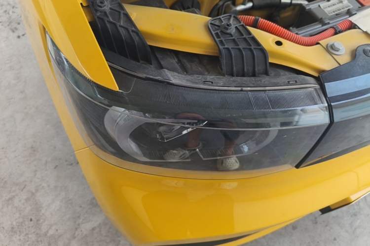 Used Wuling Hongguang MINIEV 2021 Macaron Fashion Model Lithium Iron Phosphate Right Front Headlight