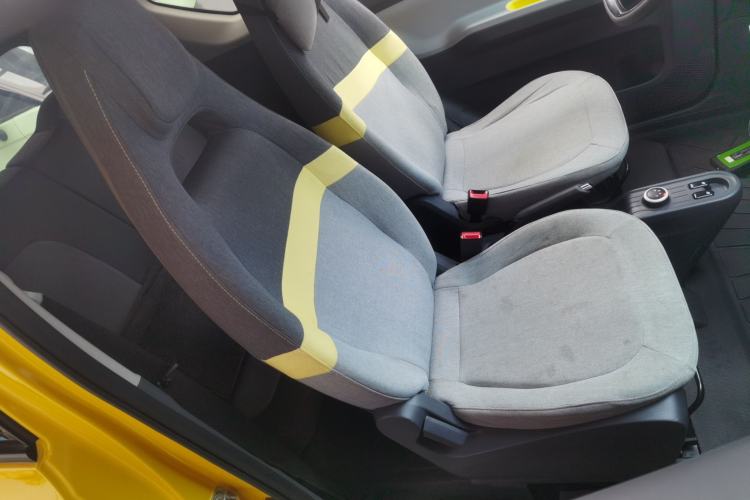 Used Wuling Hongguang MINIEV 2021 Macaron Fashion Edition Lithium-Ion Battery Right Front Seat