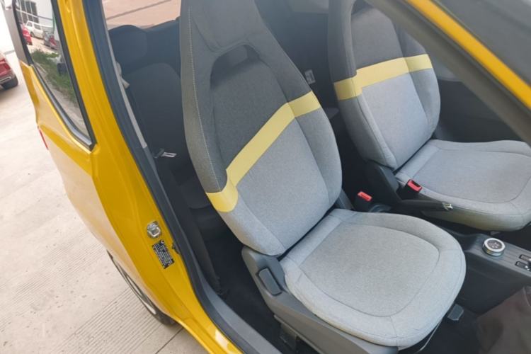 Used Wuling Hongguang MINIEV 2021 Macaron Premium Model – Lithium Iron Phosphate Right Front Seat