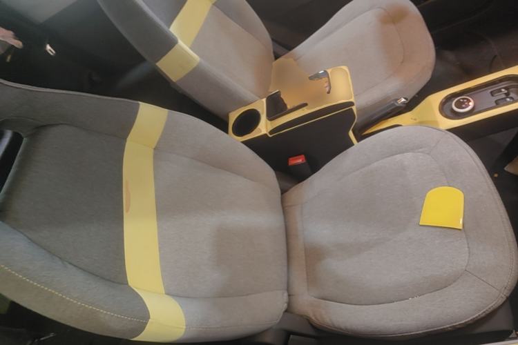 Used Wuling Hongguang MINIEV 2021 Macaron Premium Model – Lithium Iron Phosphate Right Front Seat