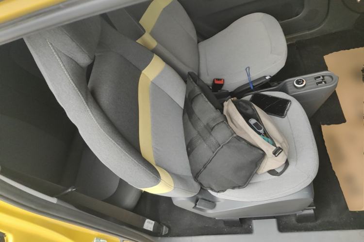 Used Wuling Hongguang MINIEV 2021 Macaron Fashion Model Lithium Iron Phosphate Right Front Seat