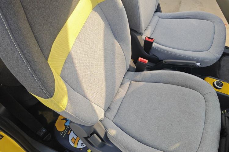 Used Wuling Hongguang MINIEV 2021 Macaron Fashion Model Lithium Iron Phosphate Right Front Seat