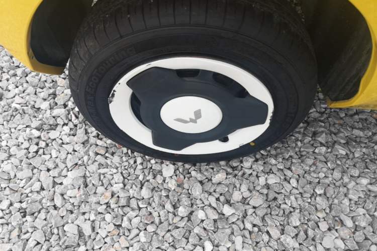Used Wuling Hongguang MINIEV 2021 Macaron Premium Model – Lithium Iron Phosphate Right Rear Wheel Hub