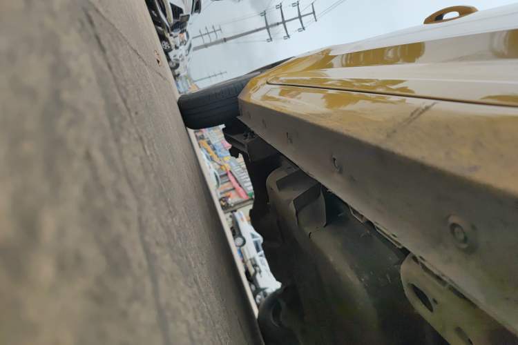 Used Wuling Hongguang MINIEV 2021 Macaron Premium Model – Lithium-NMC Right Side Sill