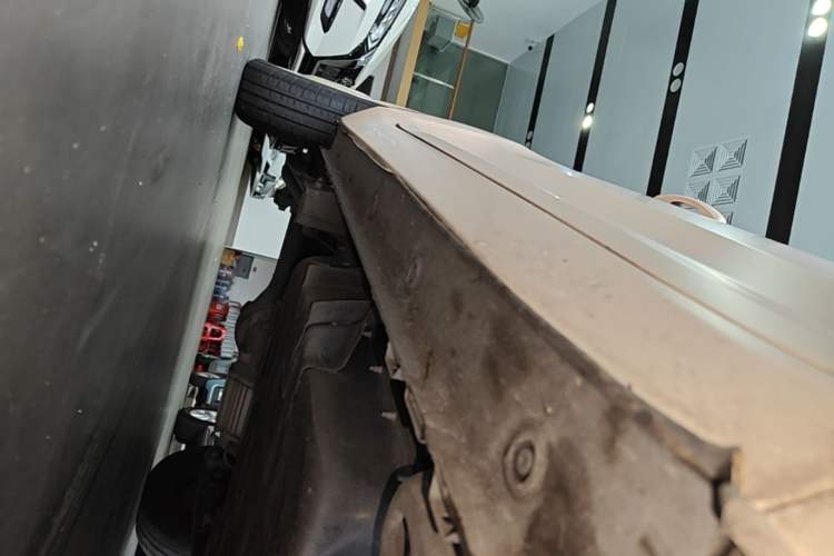 Used Wuling Hongguang MINIEV 2021 Macaron Premium Model – Lithium Iron Phosphate Right Side Sill
