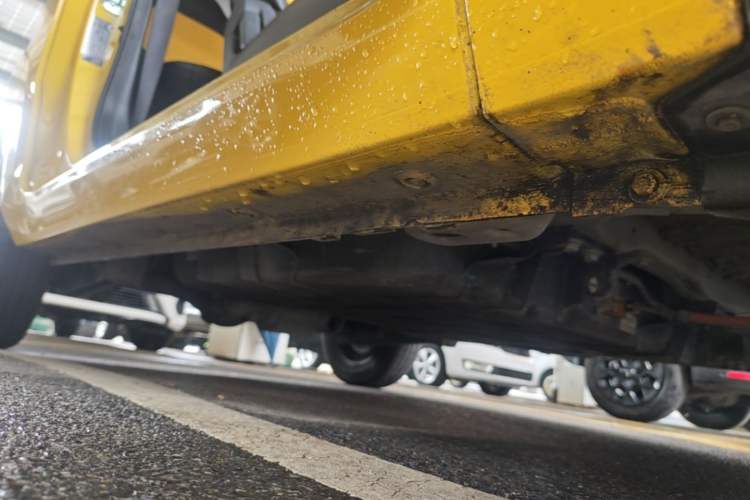 Used Wuling Hongguang MINIEV 2021 Macaron Premium Model – Lithium Iron Phosphate Right Side Sill