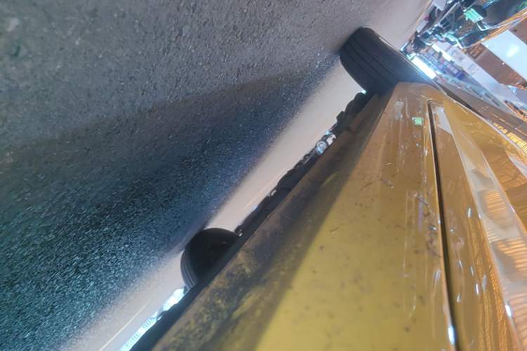 Used Wuling Hongguang MINIEV 2021 Macaron Premium Model – Lithium Iron Phosphate Right Side Sill
