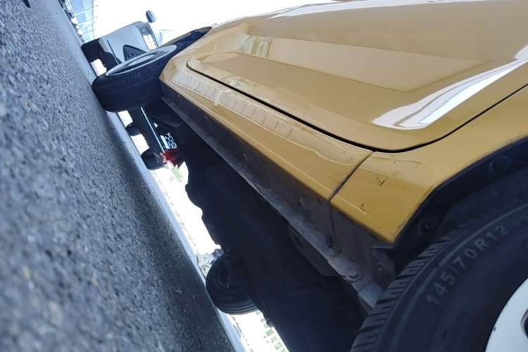 Used Wuling Hongguang MINIEV 2021 Macaron Sandwich Model 120 km Lithium Iron Phosphate Right Side Sill