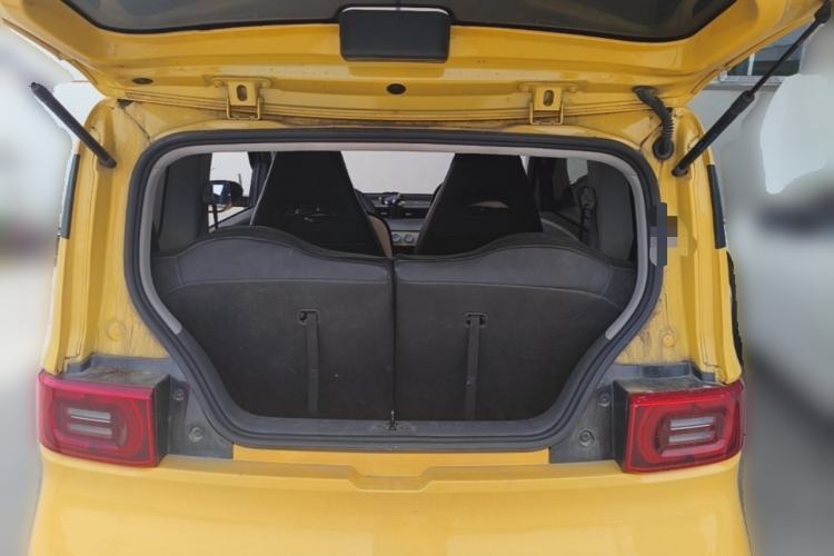Used Wuling Hongguang MINIEV 2021 Macaron Fashion Model Lithium Iron Phosphate Trunk