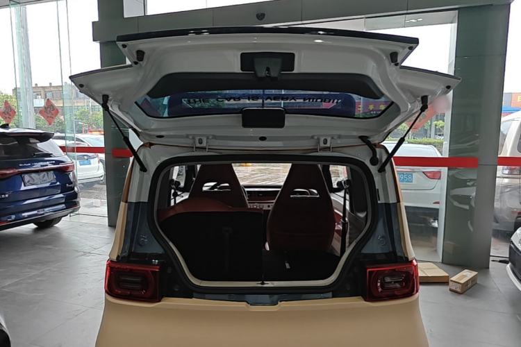 Used Wuling Hongguang MINIEV 2021 Macaron Premium Model – Lithium Iron Phosphate Trunk