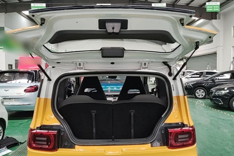 Used Wuling Hongguang MINIEV 2021 Macaron Premium Model – Lithium Iron Phosphate Trunk