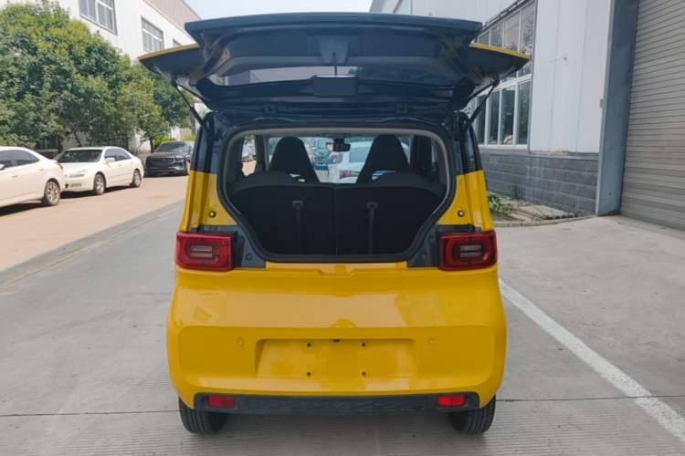 Used Wuling Hongguang MINIEV 2021 Macaron Premium Model – Lithium Iron Phosphate Trunk
