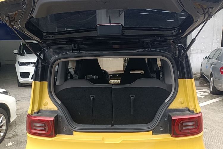 Used Wuling Hongguang MINIEV 2021 Macaron Fashion Model Lithium Iron Phosphate Trunk