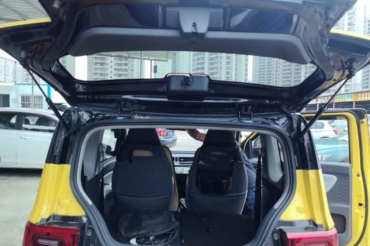 Used Wuling Hongguang MINIEV 2021 Macaron Sandwich Model 170 km Lithium Iron Phosphate Trunk
