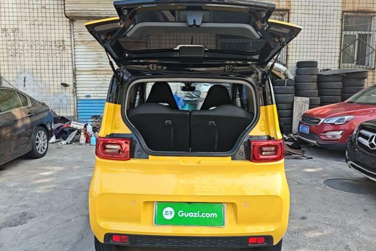 Used Wuling Hongguang MINIEV 2021 Macaron Fashion Model Lithium Iron Phosphate Trunk