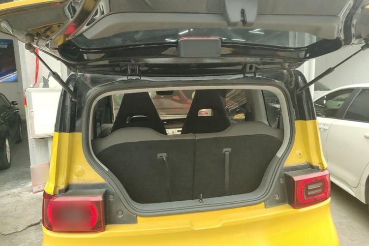 Used Wuling Hongguang MINIEV 2021 Macaron Fashion Model Lithium Iron Phosphate Trunk