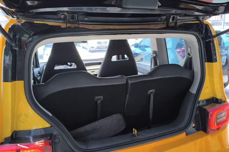 Used Wuling Hongguang MINIEV 2021 Macaron Fashion Model Lithium Iron Phosphate Trunk