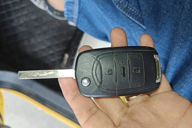 Used Wuling Hongguang MINIEV 2021 Macaron Premium Model – Lithium Iron Phosphate Vehicle Key