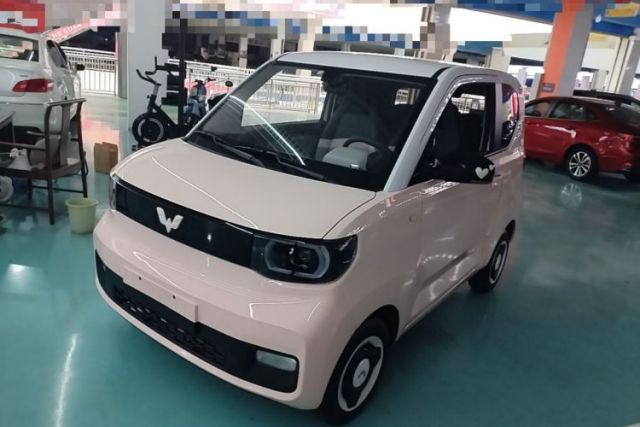 Used Wuling Hongguang MINIEV 2022 Macaron Premium Model – Lithium Iron Phosphate
