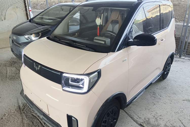 Used Wuling Hongguang MINIEV 2022 GAMEBOY 200km Play Edition with Lithium Iron Phosphate Guazi used car, China used car export, Used car for sale, Used  cars, Cheapest cars for sale