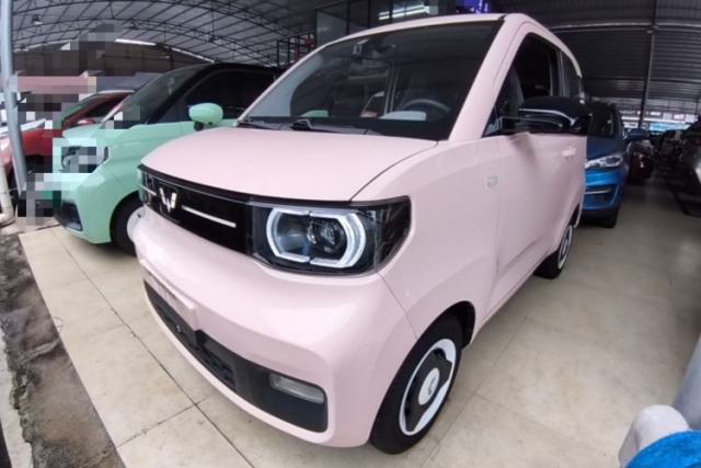 Ojetý Wuling Hongguang MINIEV 2022 Macaron Premium Model – Lithium Ternary Battery