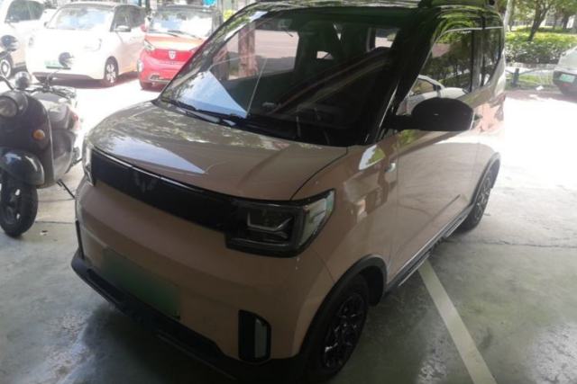 Used Wuling Hongguang MINIEV 2022 GAMEBOY 300km Enthusiast Model with Lithium Iron Phosphate