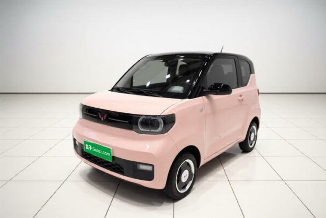 Ojetý Wuling Hongguang MINIEV 2022 Macaron Premium Model – Lithium Iron Phosphate