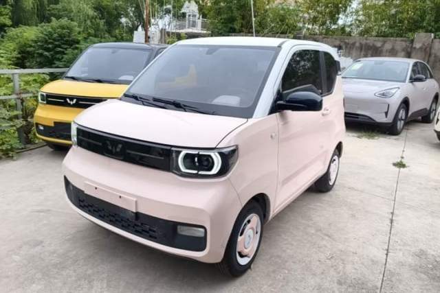 Used Wuling Hongguang MINIEV 2022 Macaron Premium Model – Lithium Iron Phosphate