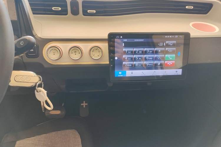 Used Wuling Hongguang MINIEV 2022 Macaron Fashion Model Lithium Iron Phosphate Audio And AC Panel