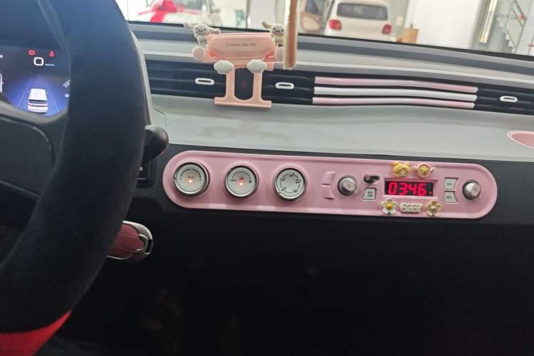Used Wuling Hongguang MINIEV 2022 Macaron Fashion Model Lithium Iron Phosphate Audio And AC Panel