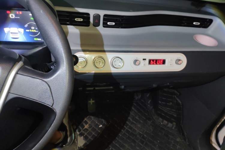 Used Wuling Hongguang MINIEV  Audio And AC Panel