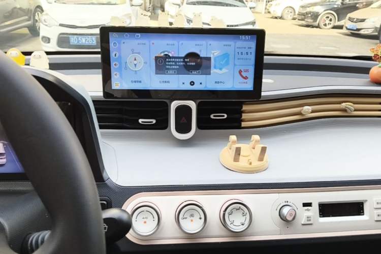 Used Wuling Hongguang MINIEV 2022 Macaron Color Edition Lithium-Ion Battery Audio And AC Panel