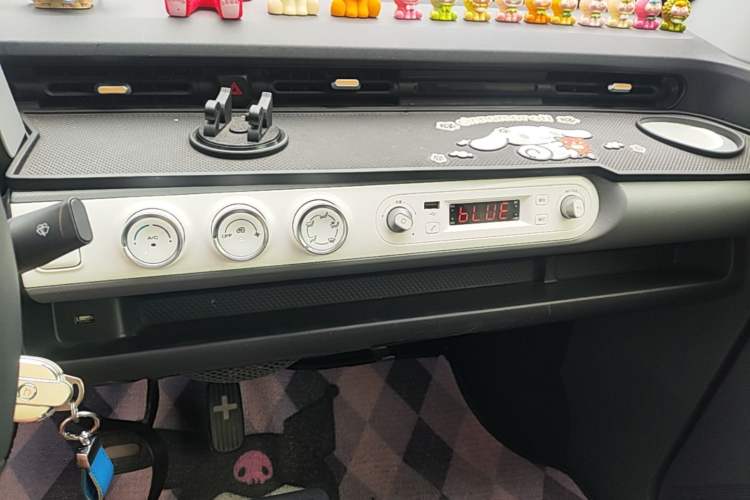 Used Wuling Hongguang MINIEV 2022 GAMEBOY 200km Gaming Edition with Lithium Iron Phosphate Audio And AC Panel