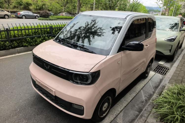Used Wuling Hongguang MINIEV 2022 Macaron Premium Model – Lithium Iron Phosphate Guazi used car, China used car export, Used car for sale, Used cars, Cheapest cars for sale