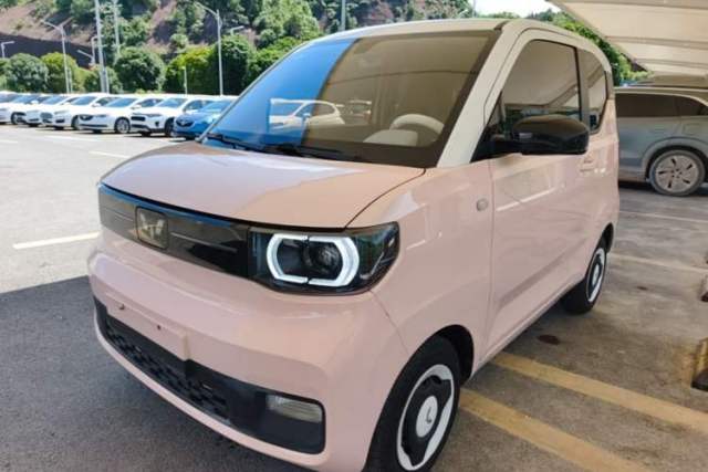 Used Wuling Hongguang MINIEV 2022 Macaron Premium Model – Lithium Iron Phosphate