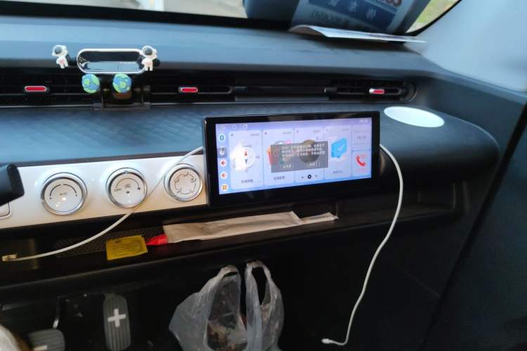 Used Wuling Hongguang MINIEV 2022 GAMEBOY 300km Enthusiast Model with Lithium Iron Phosphate Audio And AC Panel