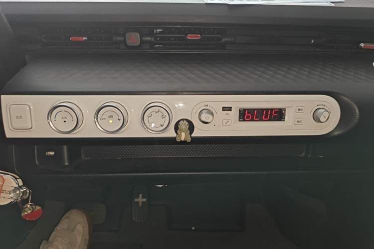 Used Wuling Hongguang MINIEV 2022 GAMEBOY 200km Gaming Edition with Lithium Iron Phosphate Audio And AC Panel