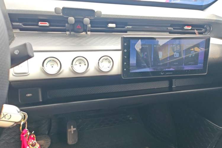 Used Wuling Hongguang MINIEV 2022 GAMEBOY 200km Gaming Edition with Lithium Iron Phosphate Audio And AC Panel