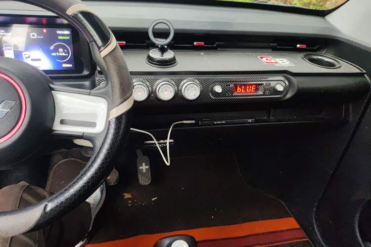 Used Wuling Hongguang MINIEV 2022 GAMEBOY 200km Gaming Edition with Lithium Iron Phosphate Audio And AC Panel