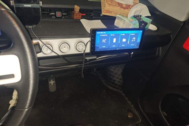 Used Wuling Hongguang MINIEV 2022 GAMEBOY 300km Enthusiast Model with Lithium Iron Phosphate Audio And AC Panel