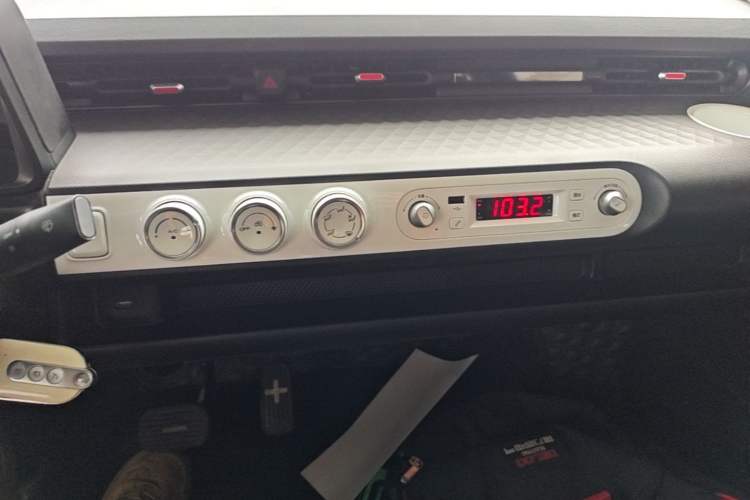 Used Wuling Hongguang MINIEV 2022 GAMEBOY 200km Gaming Edition with Lithium Iron Phosphate Audio And AC Panel