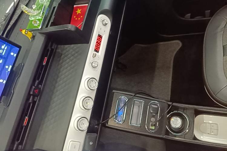 Used Wuling Hongguang MINIEV 2022 GAMEBOY 200km Gaming Edition with Lithium Iron Phosphate Audio And AC Panel