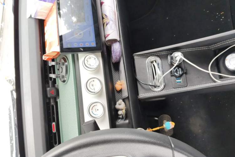 Used Wuling Hongguang MINIEV 2022 GAMEBOY 200km Gaming Edition with Lithium Iron Phosphate Audio And AC Panel