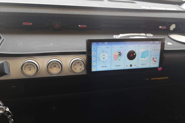 Used Wuling Hongguang MINIEV 2022 GAMEBOY 300km Enthusiast Model with Lithium Iron Phosphate Audio And AC Panel
