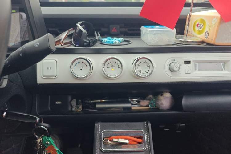 Used Wuling Hongguang MINIEV 2022 GAMEBOY 200km Gaming Edition with Lithium Iron Phosphate Audio And AC Panel