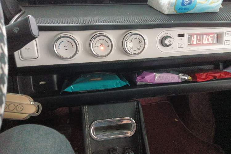 Used Wuling Hongguang MINIEV 2022 GAMEBOY 200km Gaming Edition with Lithium Iron Phosphate Audio And AC Panel