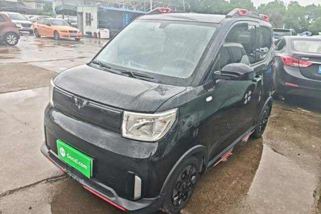 Używany Wuling Hongguang MINIEV 2022 GAMEBOY 300km Play Edition Lithium Iron Phosphate