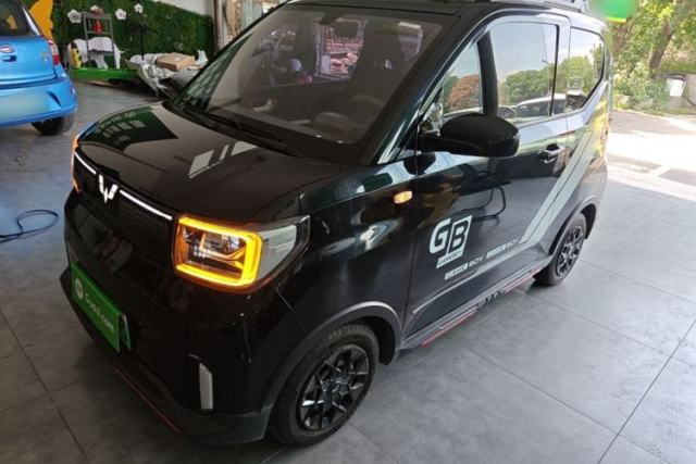 Used Wuling Hongguang MINIEV 2022 GAMEBOY 300km Enthusiast Model with Lithium Iron Phosphate