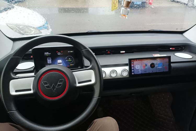 Used Wuling Hongguang MINIEV 2022 GAMEBOY 200km Gaming Edition with Lithium Iron Phosphate Center Console