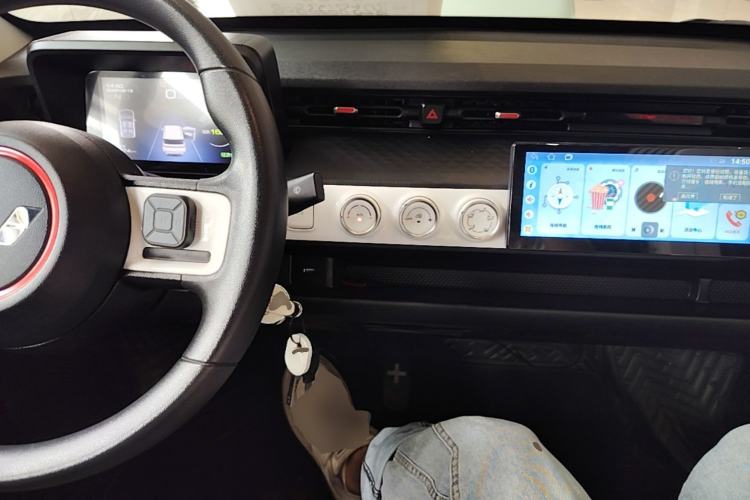 Used Wuling Hongguang MINIEV 2022 GAMEBOY 200km Gaming Edition with Lithium Iron Phosphate Center Console